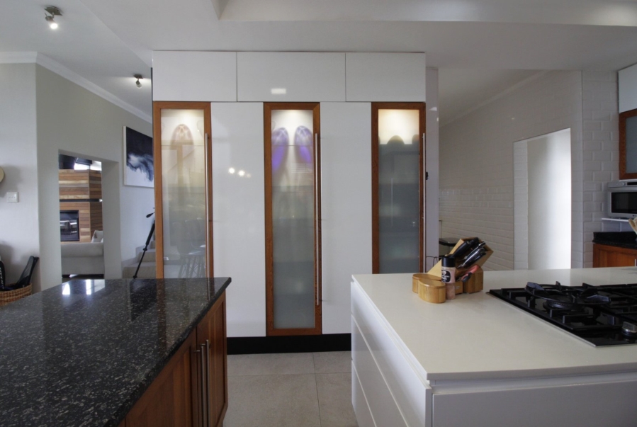 5 Bedroom Property for Sale in Humerail Eastern Cape